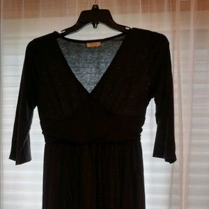 Meaneor  black v neck 3/4 sleeve dress.
